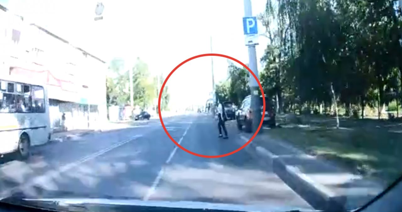 Две Маленькие Девочки Попали В Член К Пипенцам