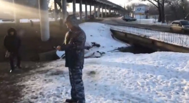 В Тамбове легковушка пробила ограждение и вылетела с моста