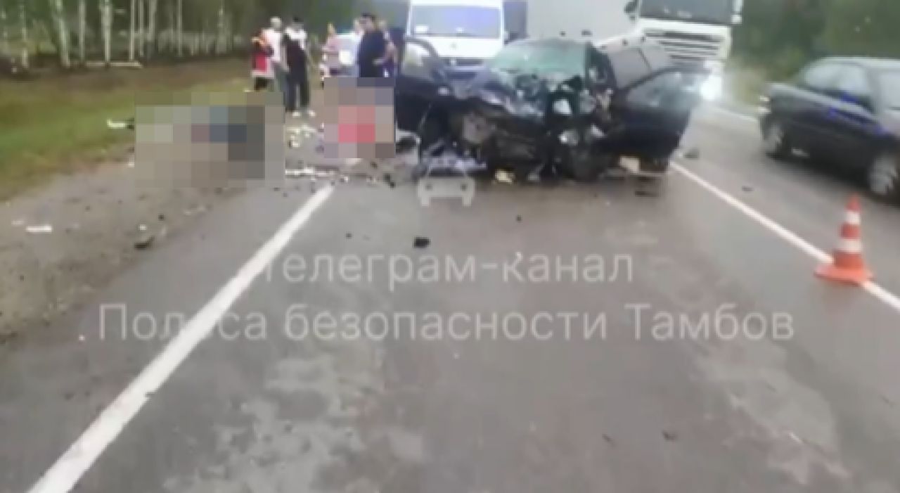 В Тамбовской области в жутком ДТП погибли четыре человека