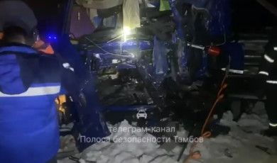 Пункт назначения по-тамбовски: водитель фуры погиб в страшном столкновении с прицепом КамАЗа