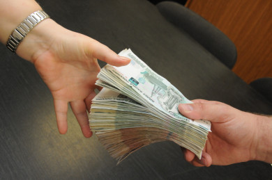 Как повышение МРОТ повлияет на уровень бедности