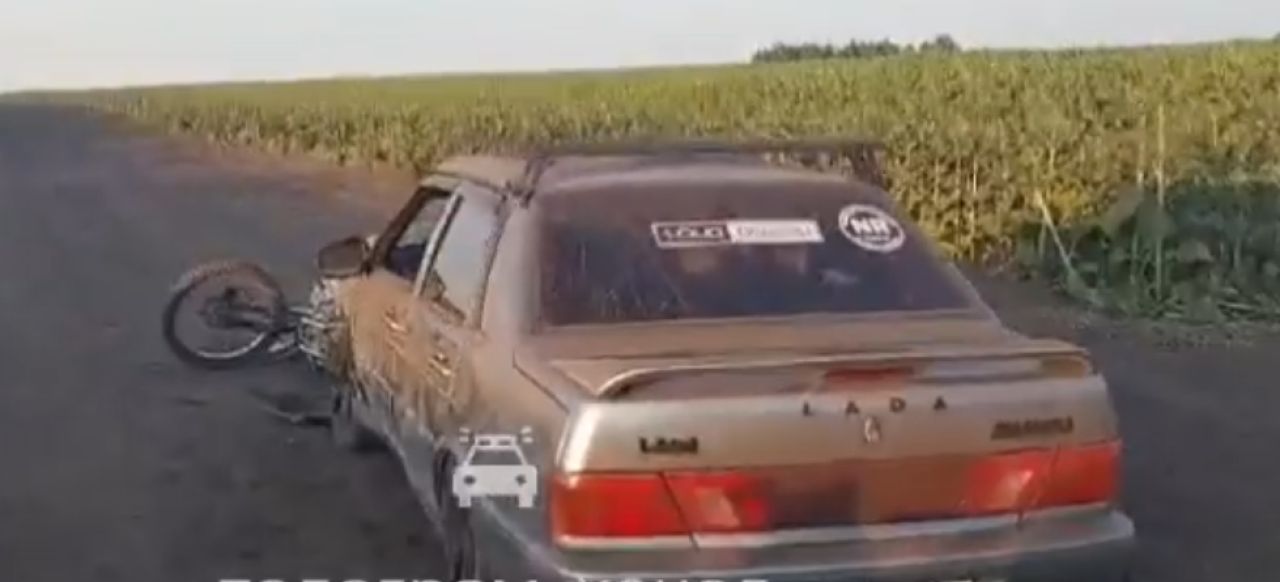 В Тамбовской области двое подростков попали под колеса машины, которая подсвечивала им дорогу