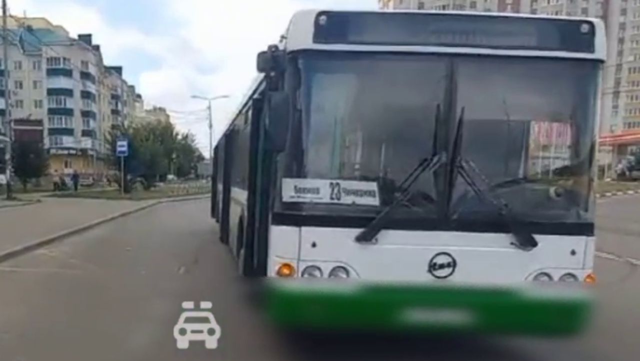 В Тамбове из автобуса выпала пассажирка