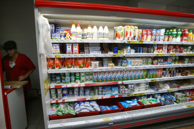 Снизить цены на молоко заставили двух популярных производителей