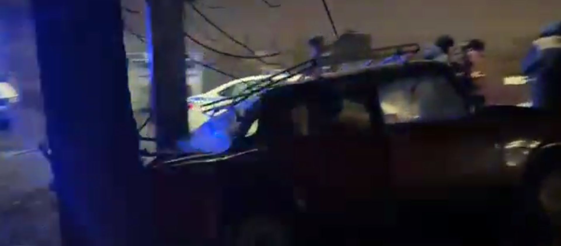 В Тамбове водитель влетел в столб, убежал с места аварии и лег спать