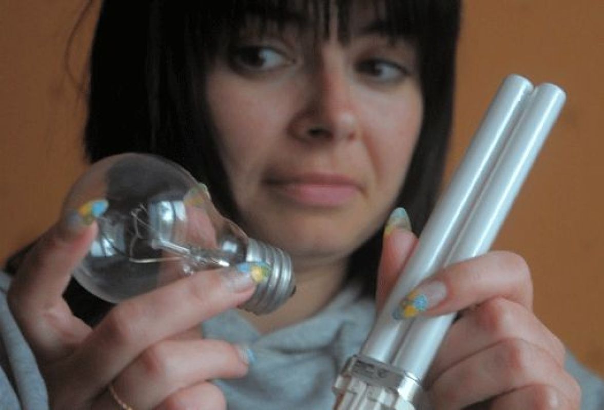 Пока что лампочка Ильича популярнее лампы Медведева