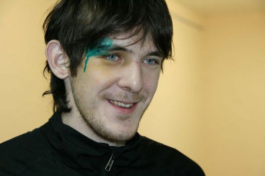 Сейчас Евгений уехал в Москву, где хочет пройти обследование