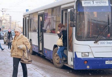 В Тамбове пассажирка выпала из автобуса