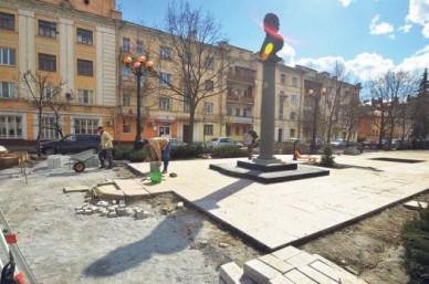 Плитку у Державина уложат заново из-за узора