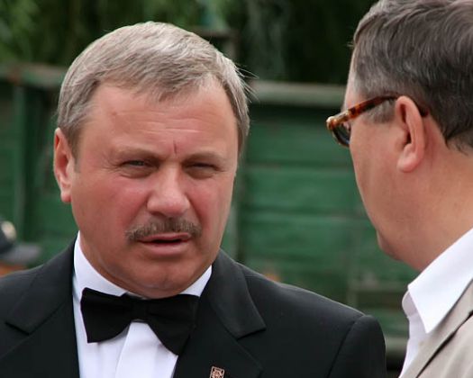 Александр Бобров нашел замену уволенным чиновникам