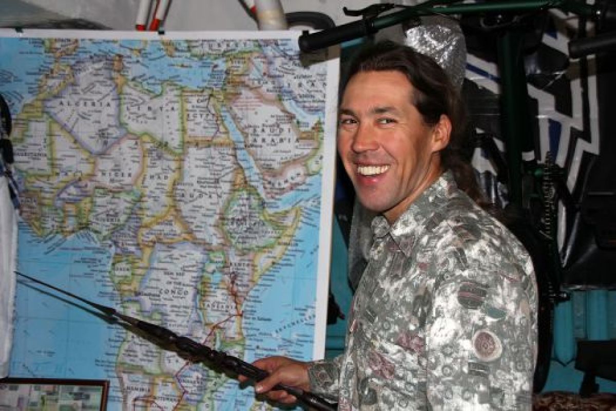 По словам Александра, на этот раз он пережил не меньше острых и интересных ситуаций, чем во время путешествия по Америке или Австралии.