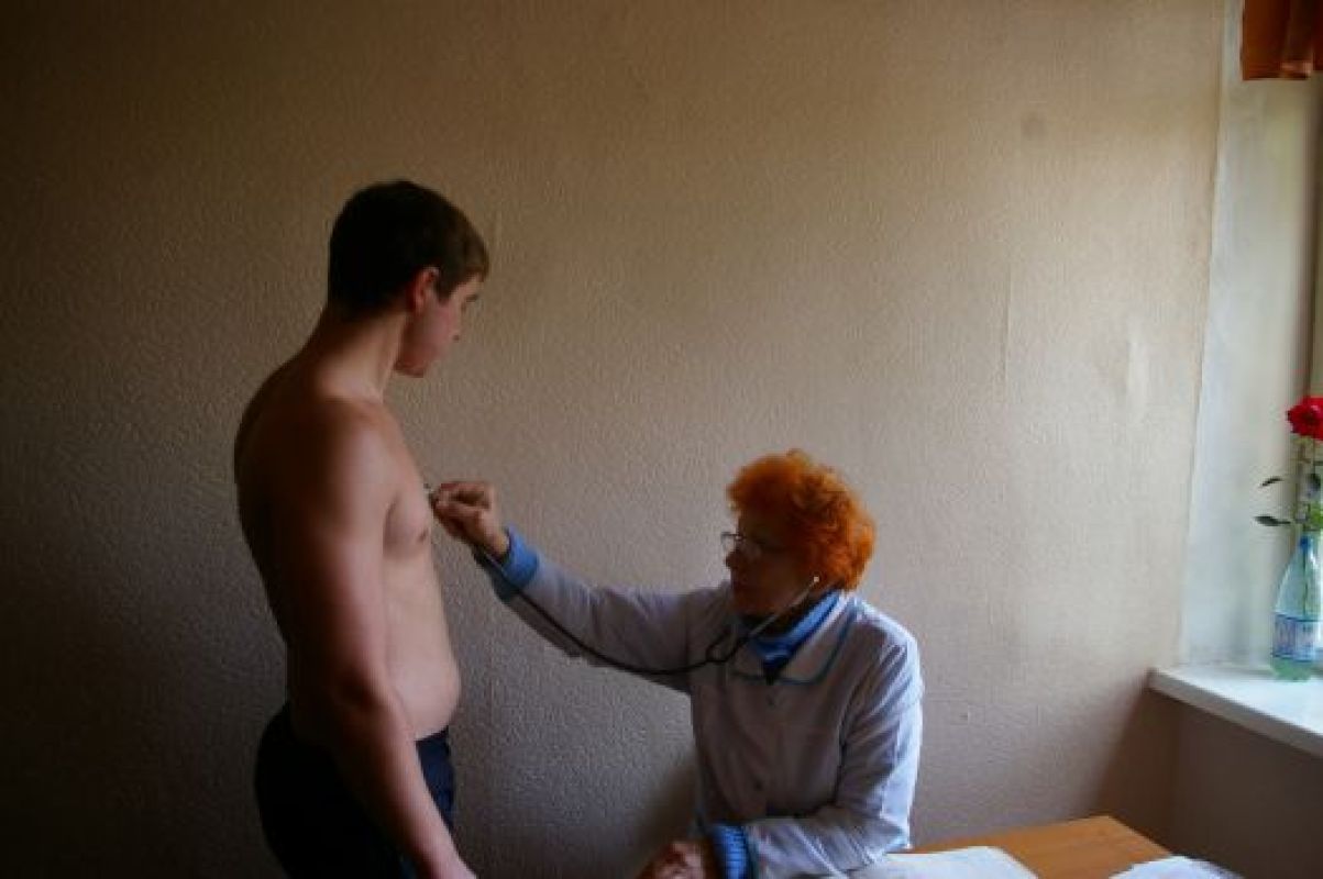 Более 600 человек получили отсрочку от службы в армии для получения образования, около 300 — по состоянию здоровья.