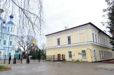 Власти подарили монахам 17 квартир