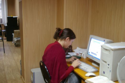 Как оказалось, торговля на работе для тамбовчан – явление не такое уж и редкое. Если треть работников хотя бы однажды примеряли на себя роль продавца, то 45% уже прочувствовали себя покупателями и вполне удовлетворенными товарами коллег.