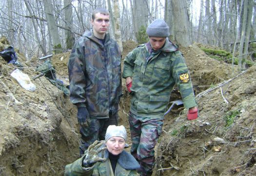 Найденный медальон с личными данными бойца увеличивает шансы найти его родных