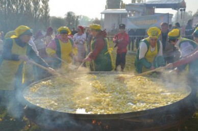 В Тамбове сварили 378 килограммов картофеля