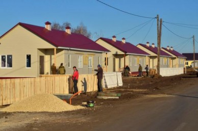 «Нас переселяют в картонные домики»