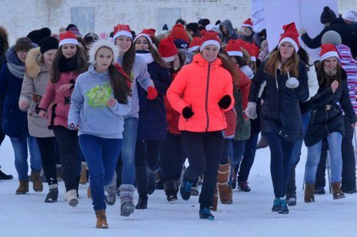 В Тамбове прошел забег Дедов Морозов