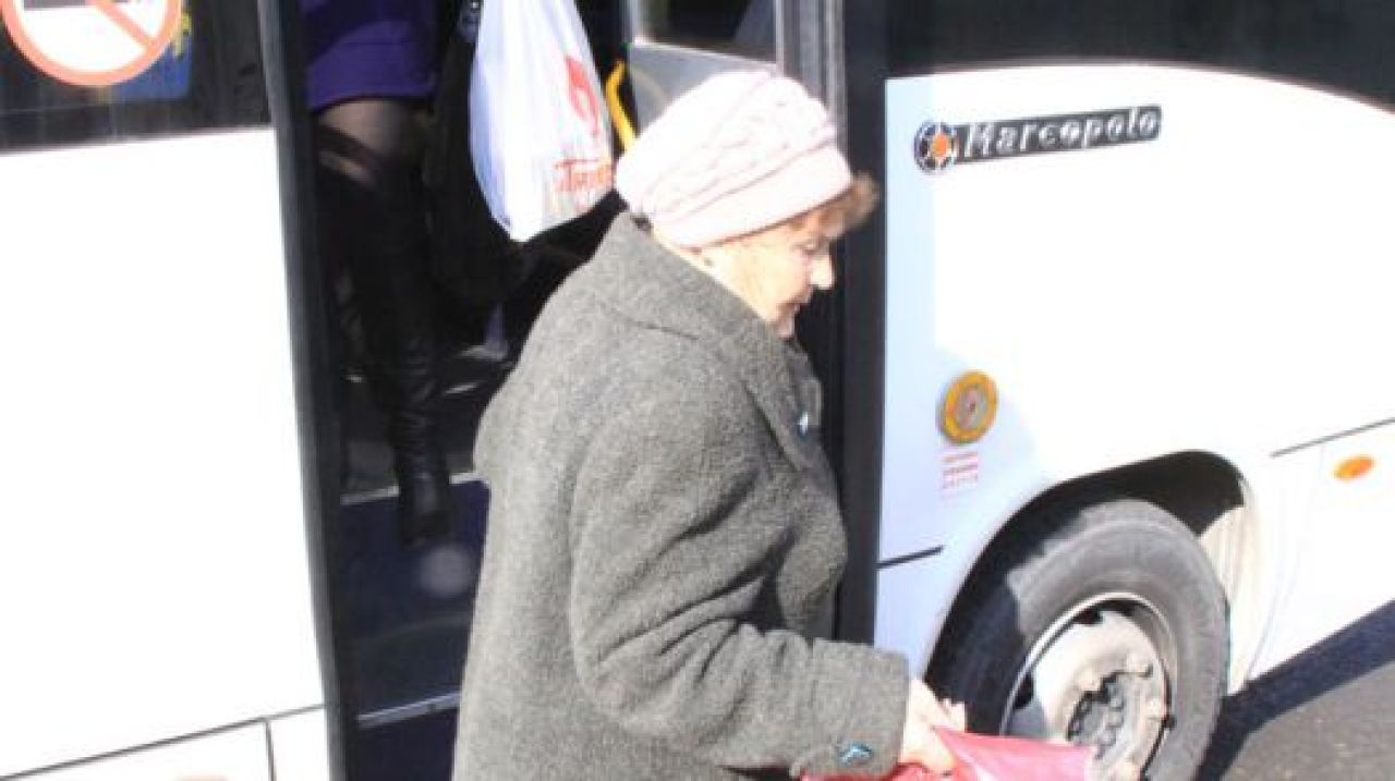 Пенсионерка отсудила 30 тысяч за падение в автобусе