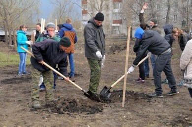 На Студенце прошел субботник, объявленный горадминистрацией