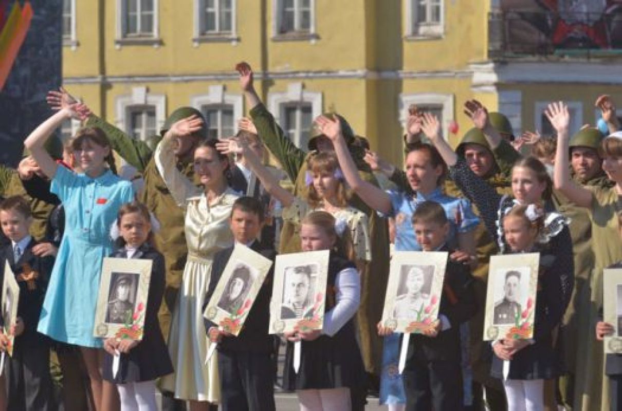 Парадный выход