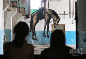 Специально для выставки в Воронеже художник сделал ещё три фигуры. Одна из них – лошадь