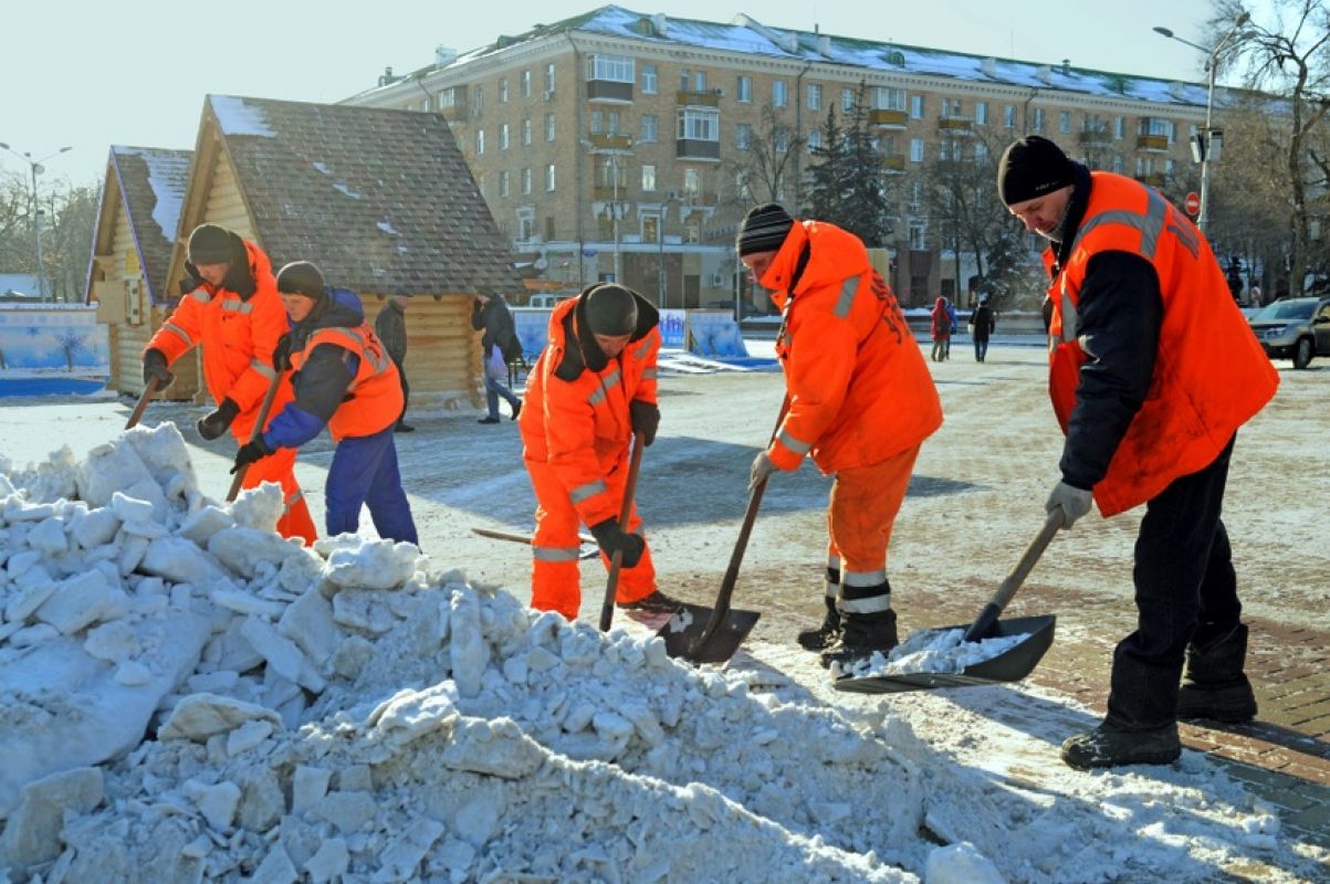 Картинка уборка снега