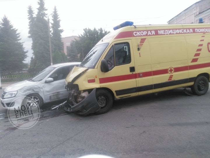 Елец работники скорой помощи. Авария в талице елецкого района липецкой области. Светофор елец. Скорая помощь елец. Елец в к скорая помощь волкова ольга.