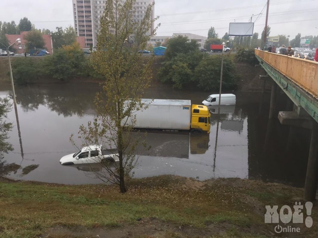воронеж дождь. ливень воронеже. ливень воронеже. ливень воронеже. воронеж наводнение вчера.