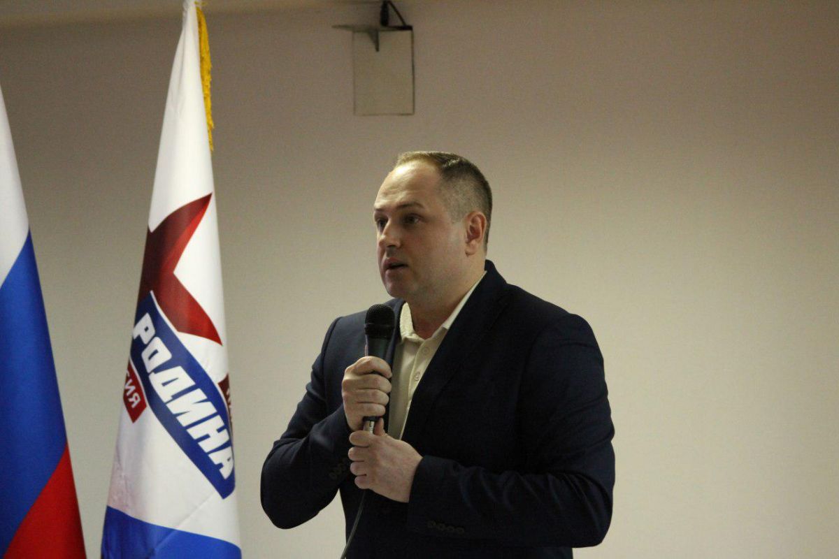 Мэр города тамбова максим косенков. Косенков максим юрьевич тамбов. Мэр тамбова максим косенков. Мэр тамбова косенков. Максим косенков.